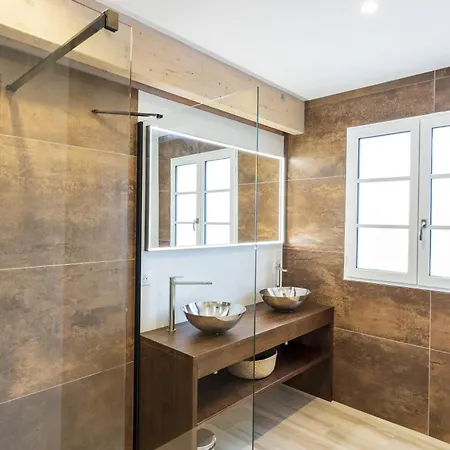 Zeruko Izarra, Grand Standing *