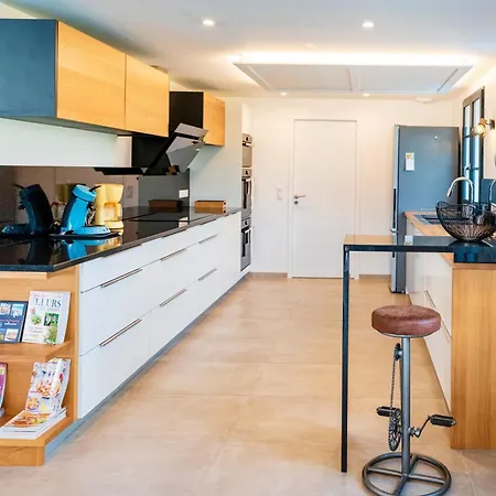 Zeruko Izarra, Grand Standing Sare