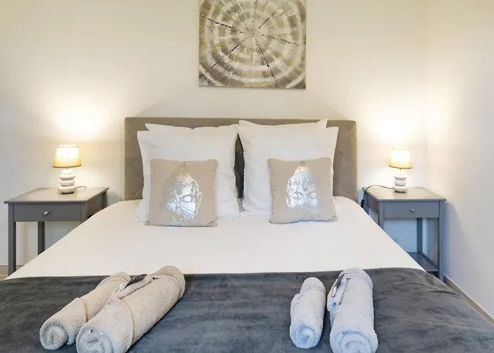 Zeruko Izarra, Grand Standing *